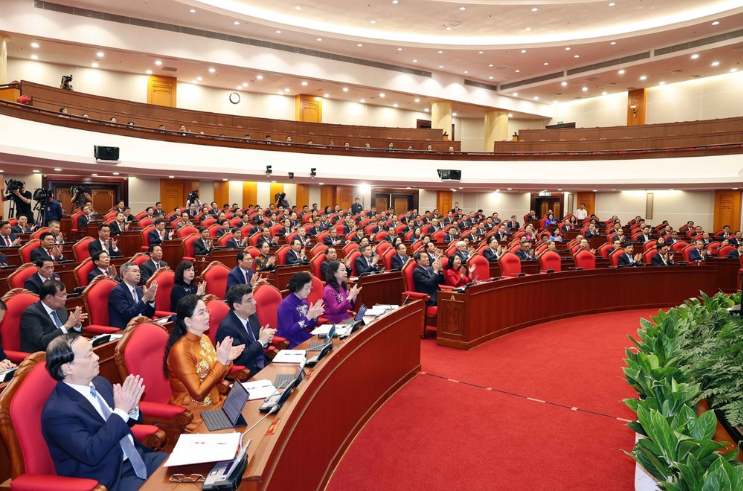 Trung ương họp về công tác cán bộ và cho chủ trương đổi tên Đảng ủy Mặt trận Tổ quốc, các đoàn thể Trung ương
